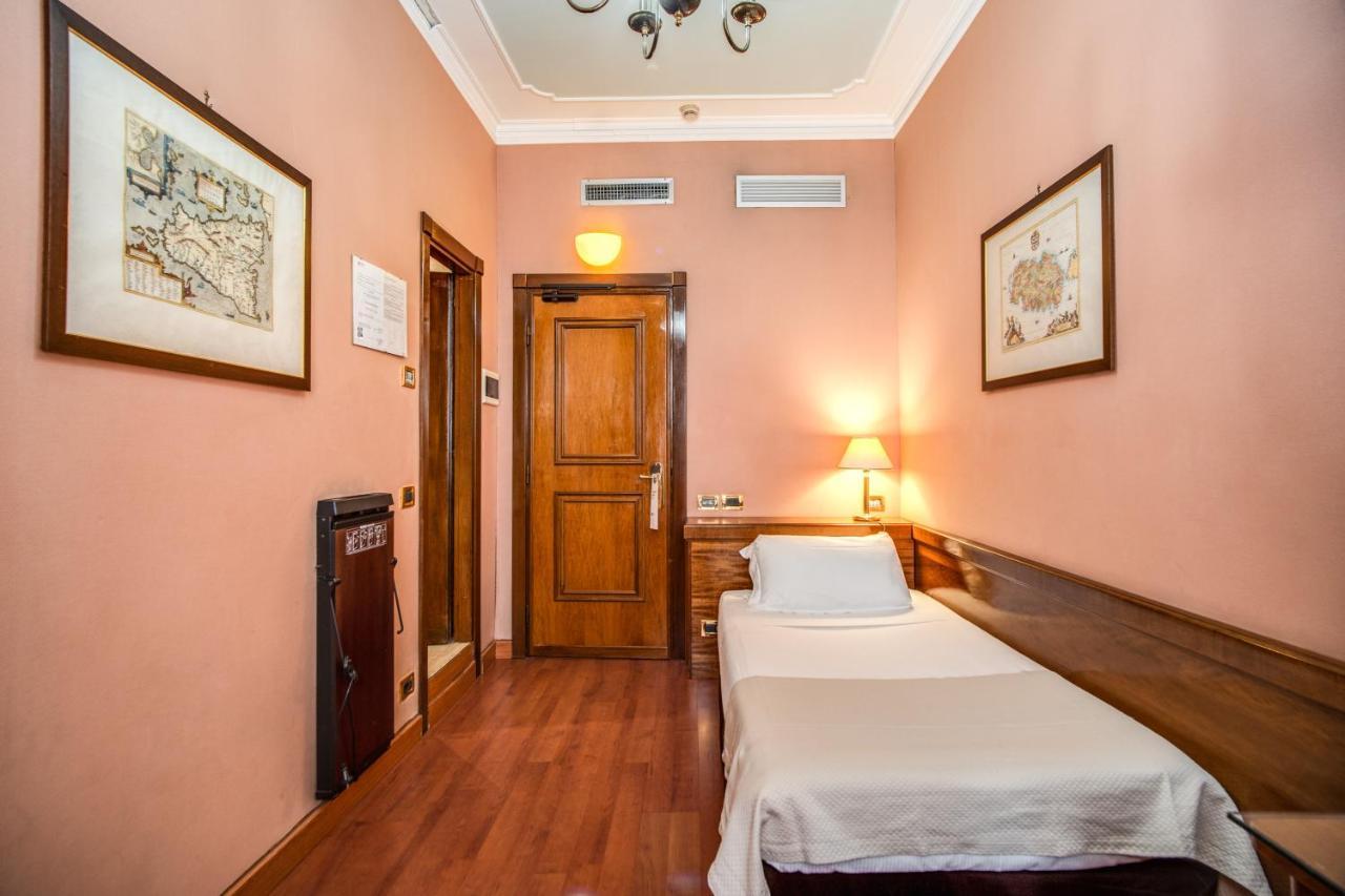 Della Torre Argentina 3* Rom