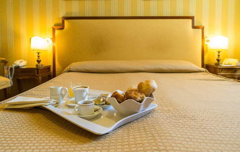 Della Torre Argentina Hotell 3*