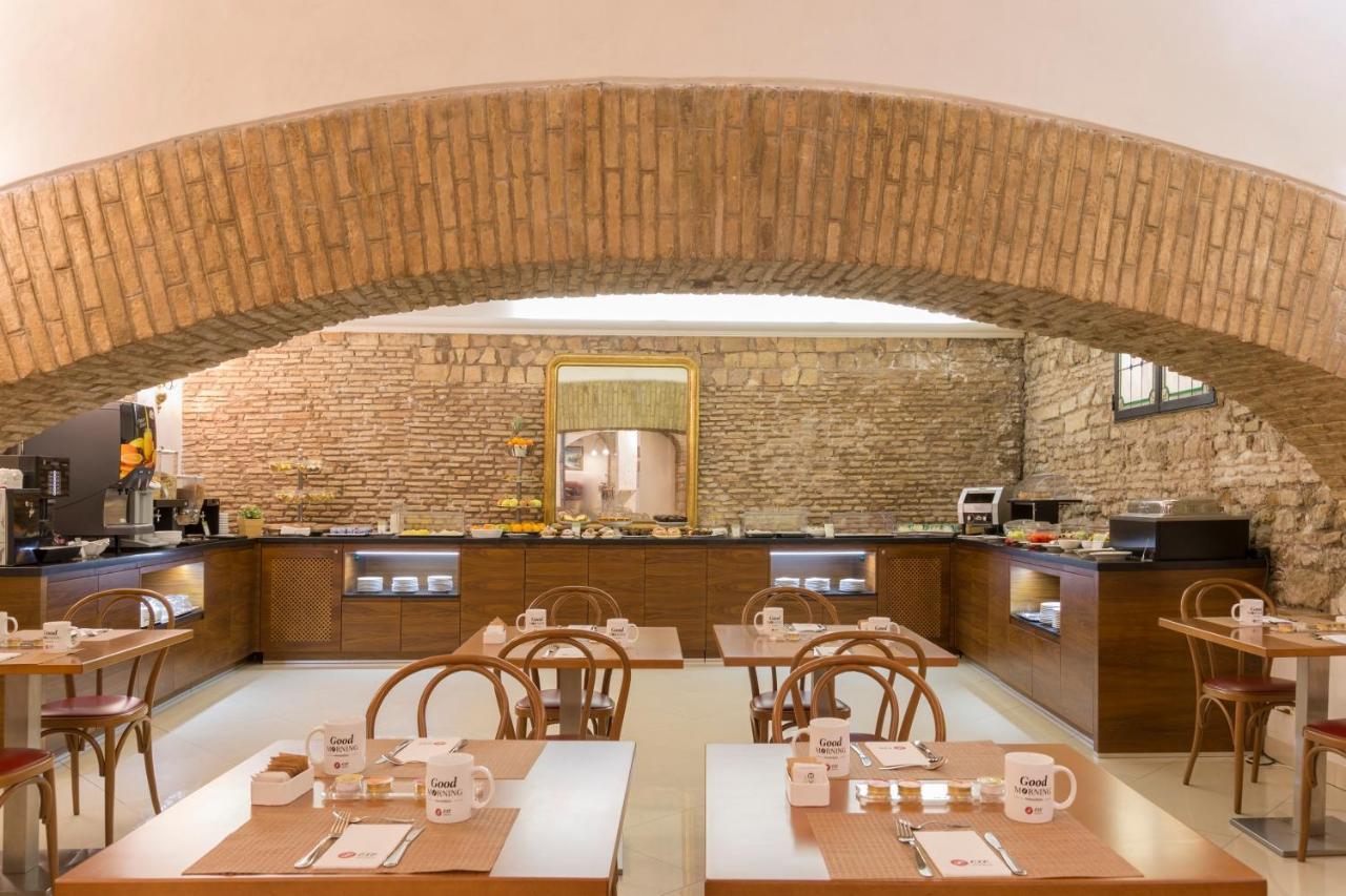 Della Torre Argentina Hotell 3*