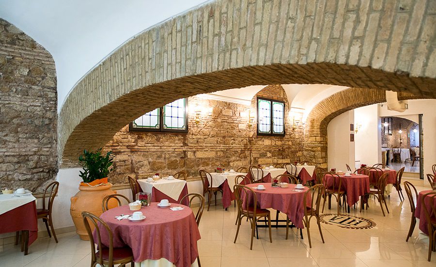 Della Torre Argentina Hotell 3*